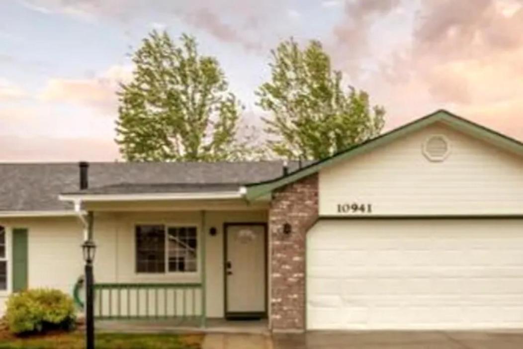 Hello Dolly! 3 Beds, 2 Bath, 2 Tv'S, Fireplace, Quiet Neighborhood In Star, Id Minutes From Walking Trails And River Views Eagle Екстер'єр фото