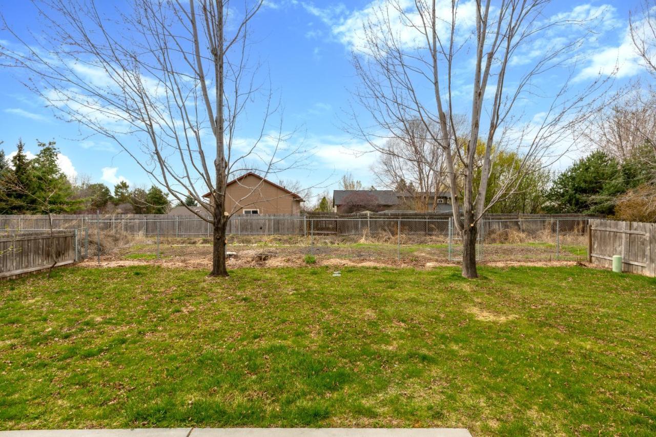 Hello Dolly! 3 Beds, 2 Bath, 2 Tv'S, Fireplace, Quiet Neighborhood In Star, Id Minutes From Walking Trails And River Views Eagle Екстер'єр фото