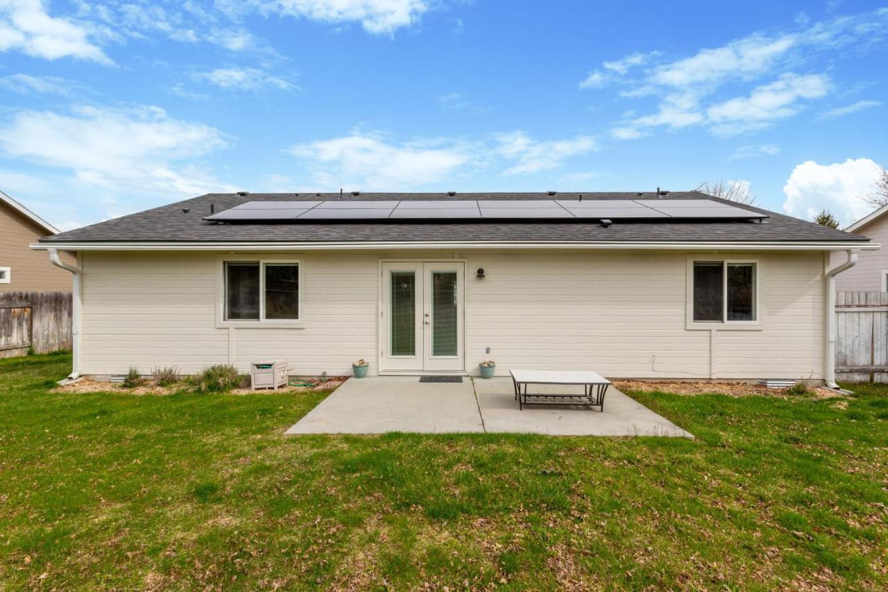 Hello Dolly! 3 Beds, 2 Bath, 2 Tv'S, Fireplace, Quiet Neighborhood In Star, Id Minutes From Walking Trails And River Views Eagle Екстер'єр фото